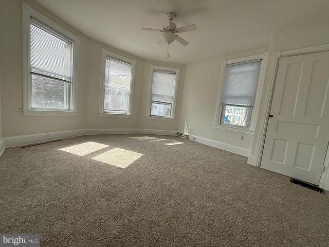 310 N DUPONT RD, Wilmington, DE 19804