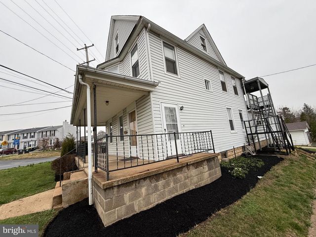 310 N DUPONT RD, Wilmington, DE 19804
