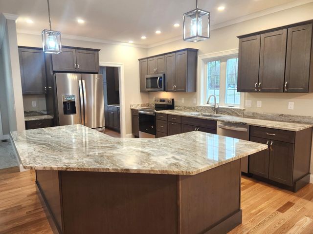 455 Maple Street, Hopkinton, NH 03229