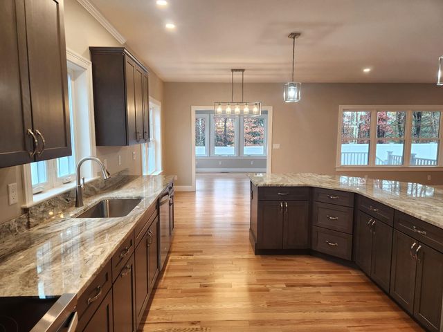 455 Maple Street, Hopkinton, NH 03229