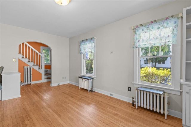 60 University Terrace, Burlington, VT 05401
