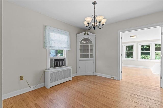 60 University Terrace, Burlington, VT 05401
