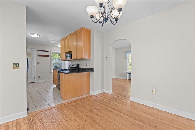 60 University Terrace, Burlington, VT 05401