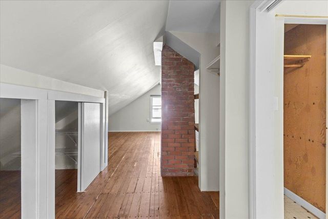 60 University Terrace, Burlington, VT 05401