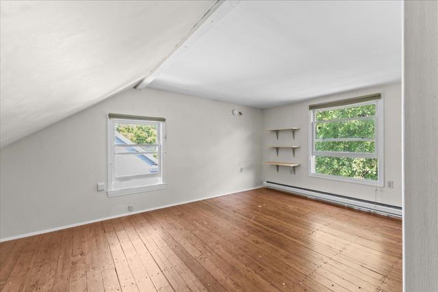 60 University Terrace, Burlington, VT 05401
