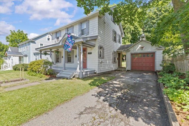 60 University Terrace, Burlington, VT 05401