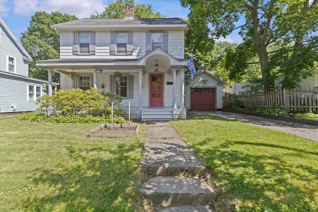 60 University Terrace, Burlington, VT 05401