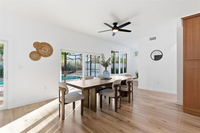 4879 COMMONWEALTH DRIVE, Sarasota, FL 34242