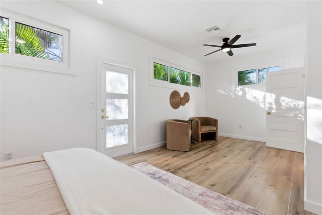 4879 COMMONWEALTH DRIVE, Sarasota, FL 34242