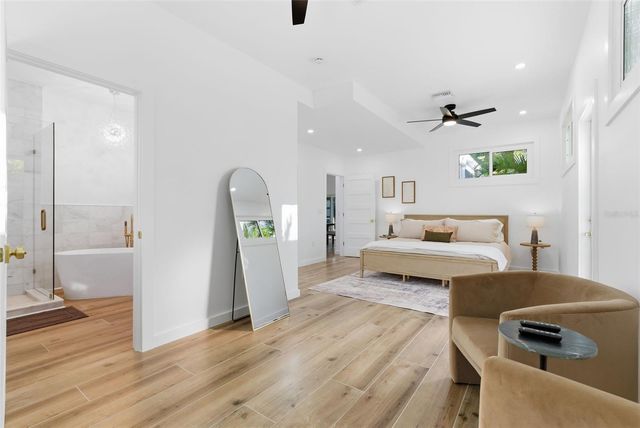 4879 COMMONWEALTH DRIVE, Sarasota, FL 34242