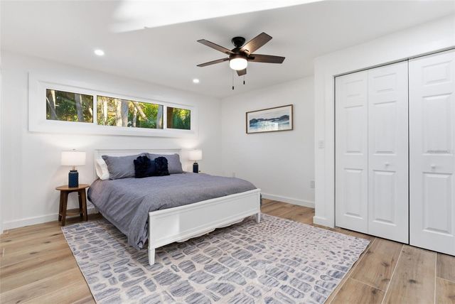 4879 COMMONWEALTH DRIVE, Sarasota, FL 34242