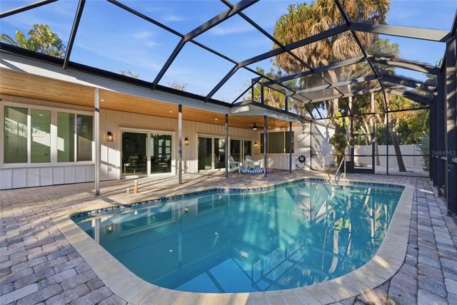 4879 COMMONWEALTH DRIVE, Sarasota, FL 34242