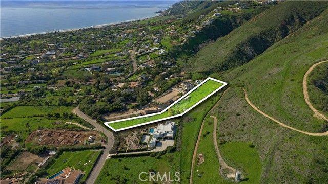 29675 Cuthbert, Malibu, CA 90265