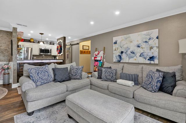 206 Glengarry Drive 208, Bloomingdale, IL 60108