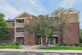 206 Glengarry Drive 208, Bloomingdale, IL 60108