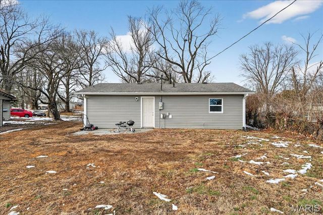 92 W Adams Drive, Cahokia, IL 62206