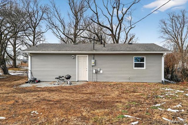 92 W Adams Drive, Cahokia, IL 62206