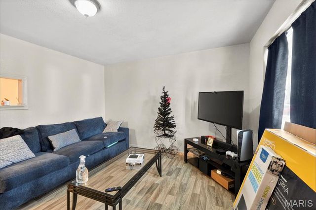 92 W Adams Drive, Cahokia, IL 62206