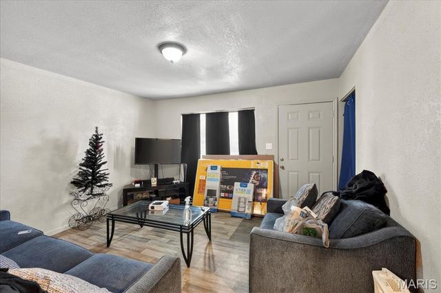 92 W Adams Drive, Cahokia, IL 62206