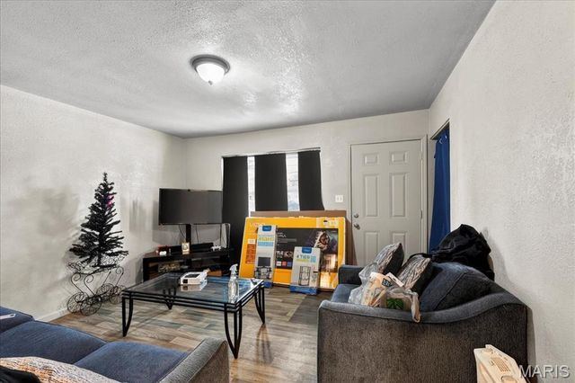 92 W Adams Drive, Cahokia, IL 62206