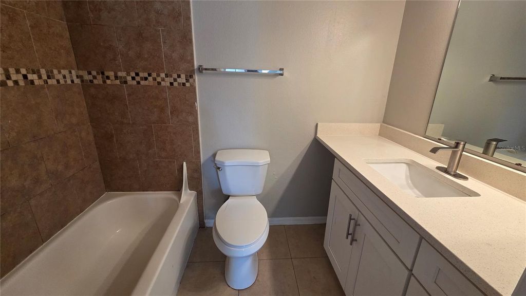 Image 19 of property listing at 1073 S HIAWASSEE ROAD 1011, Orlando, FL 32835