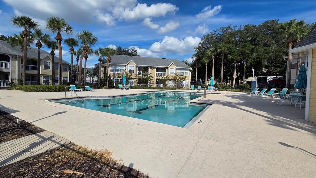 Image 23 of property listing at 1073 S HIAWASSEE ROAD 1011, Orlando, FL 32835