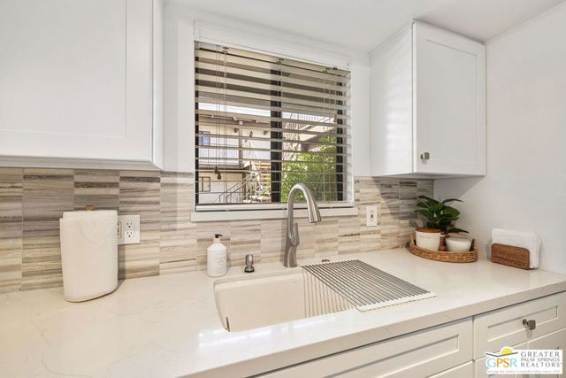 2230 S Palm Canyon Drive 6, Palm Springs, CA 92264