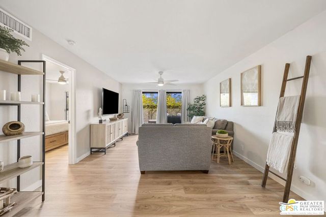 2230 S Palm Canyon Drive 6, Palm Springs, CA 92264