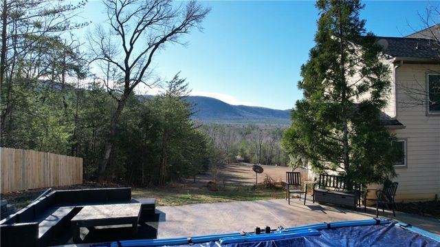 459 E Valley NE Road, Rydal, GA 30171