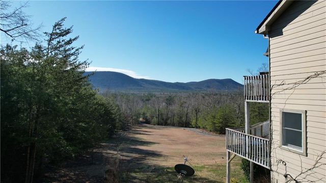 459 E Valley NE Road, Rydal, GA 30171