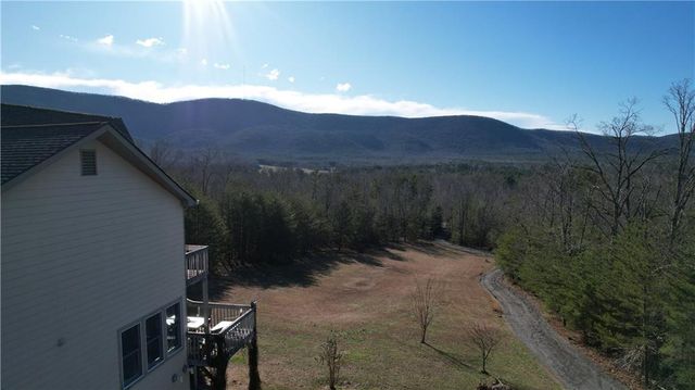 459 E Valley NE Road, Rydal, GA 30171