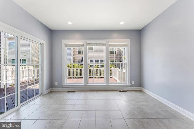 43583 WHITE CAP TER, Chantilly, VA 20152