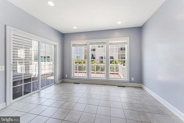 43583 WHITE CAP TER, Chantilly, VA 20152