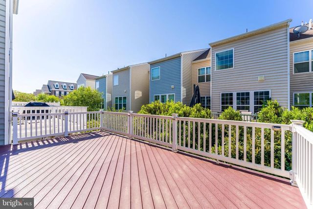 43583 WHITE CAP TER, Chantilly, VA 20152