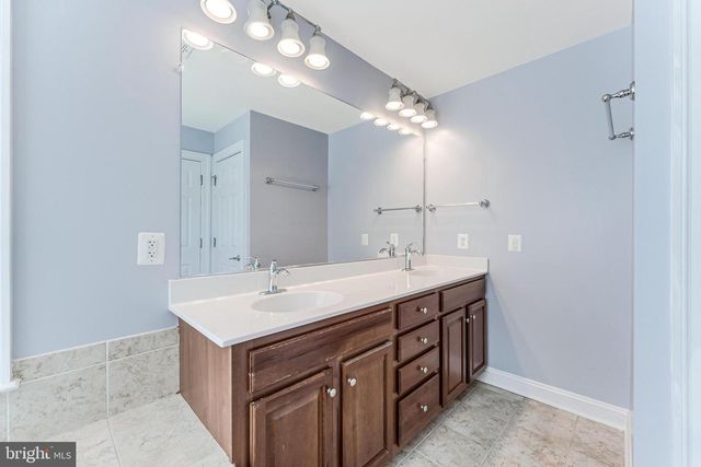 43583 WHITE CAP TER, Chantilly, VA 20152