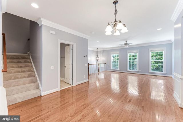 43583 WHITE CAP TER, Chantilly, VA 20152
