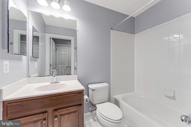 43583 WHITE CAP TER, Chantilly, VA 20152
