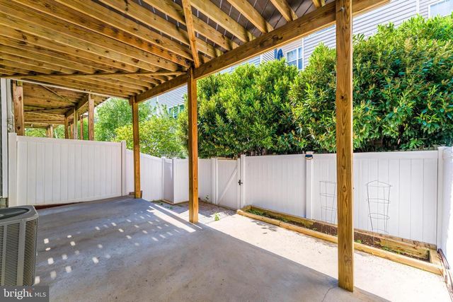 43583 WHITE CAP TER, Chantilly, VA 20152