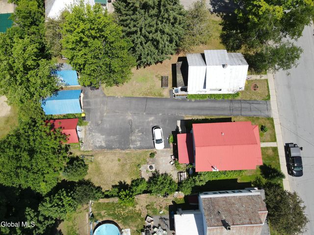 11 Third Avenue, Warrensburg, NY 12885