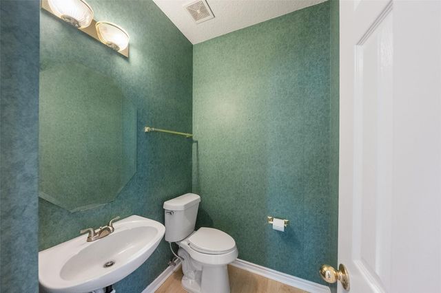 4023 N Dawn Cypress Court, Houston, TX 77059