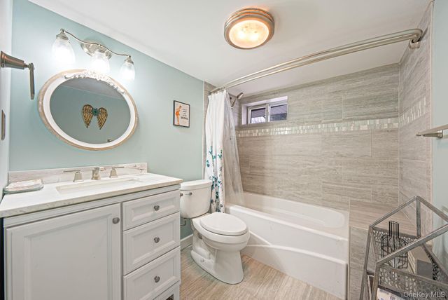 414 Myrtle Avenue, West Islip, NY 11795