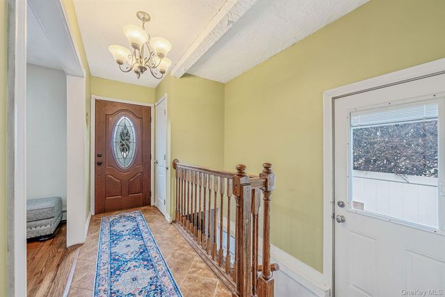 414 Myrtle Avenue, West Islip, NY 11795
