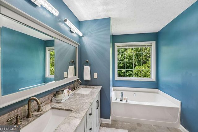 1036 Pepper Circle NW, Acworth, GA 30101