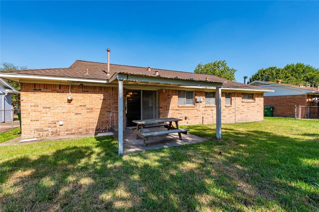 10914 Keese Drive, Houston, TX 77089