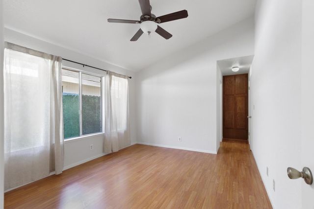 4406 Sunrise Ct, Davis, CA 95618