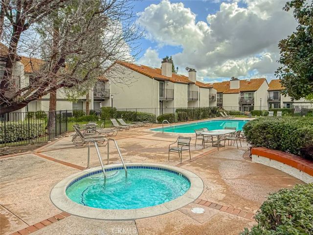 5542 Las Virgenes Road 97, Calabasas, CA 91302