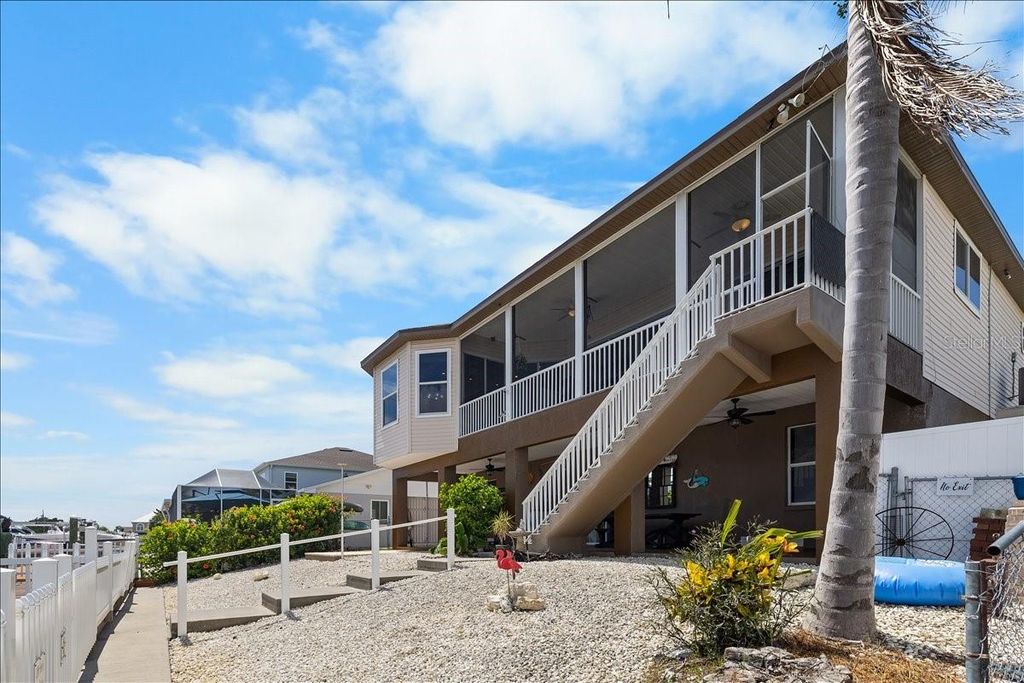Image 32 of property listing at 4270 CARLOS COURT, Hernando Beach, FL 34607