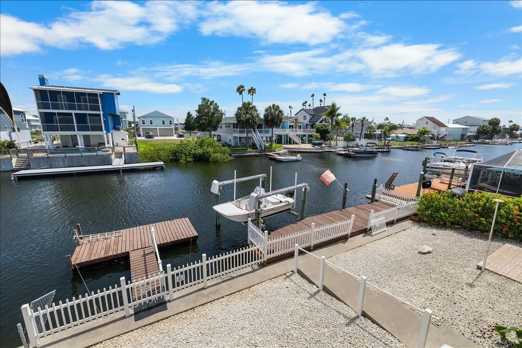Image 39 of property listing at 4270 CARLOS COURT, Hernando Beach, FL 34607