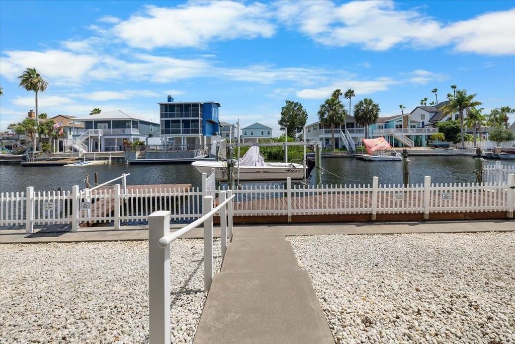 Image 40 of property listing at 4270 CARLOS COURT, Hernando Beach, FL 34607
