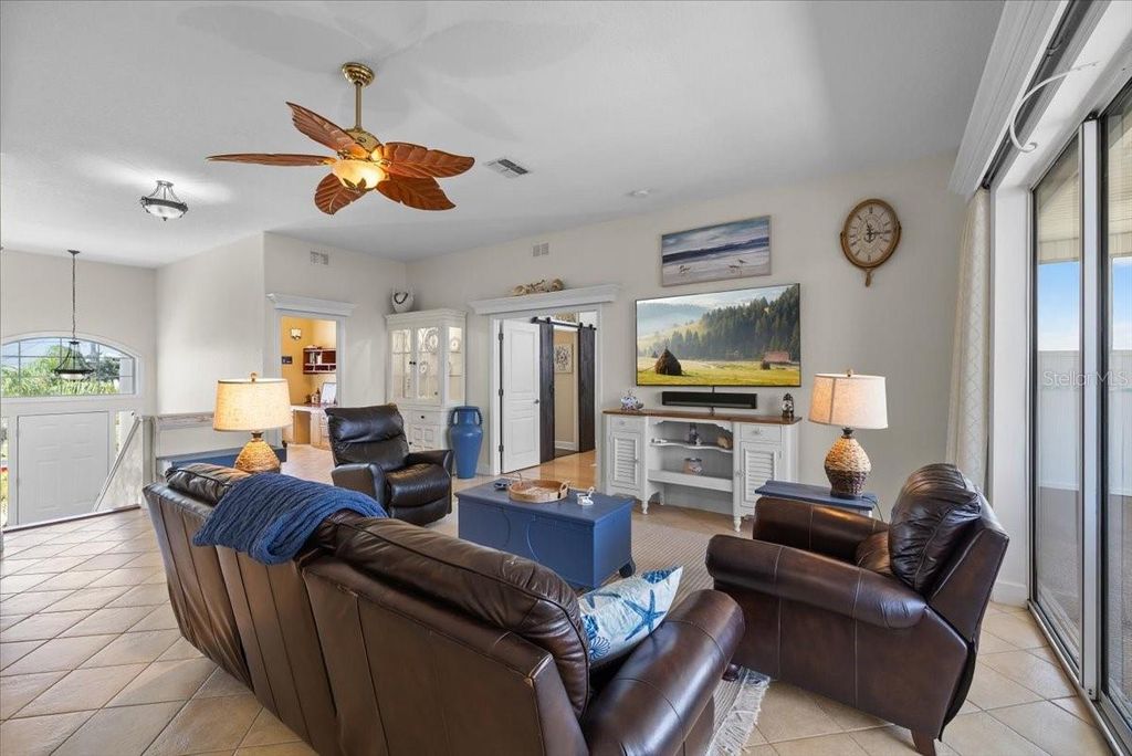 Image 8 of property listing at 4270 CARLOS COURT, Hernando Beach, FL 34607